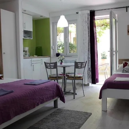 Adria 2 Apartment