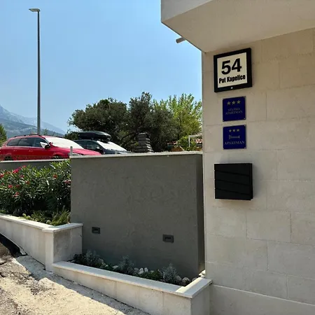Adria 2 Apartment