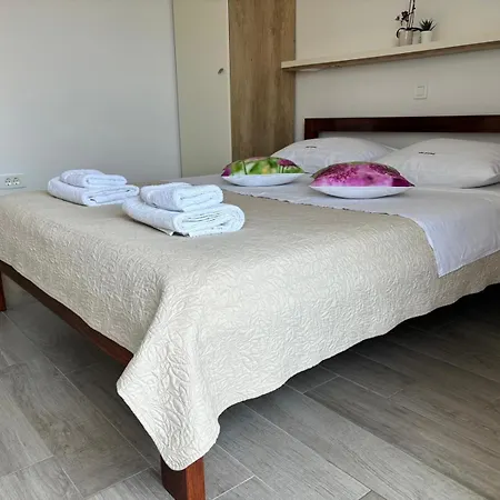 Adria 2 Baska Voda