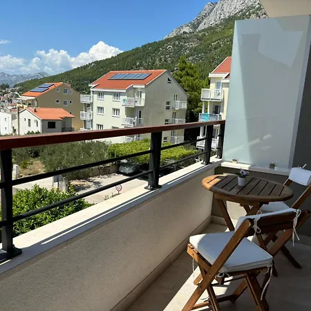Adria 2 Baška Voda