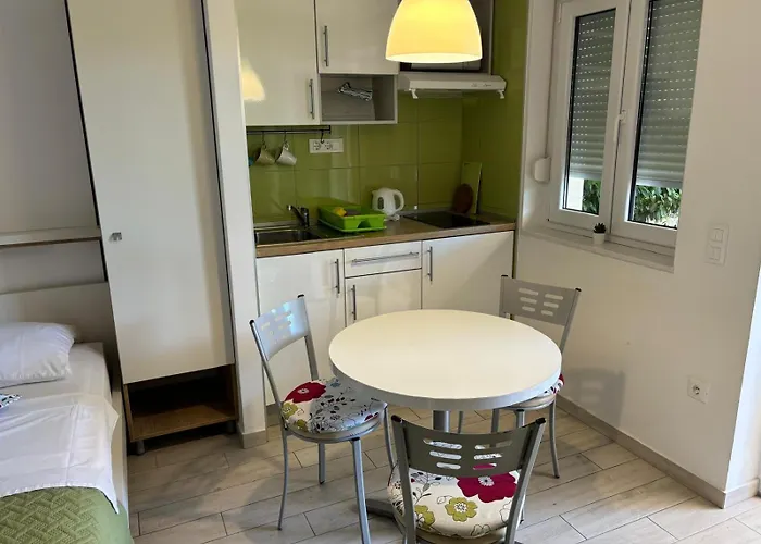 Adria 2 Appartamento Baška Voda